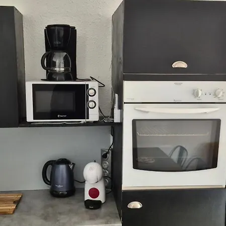 Capri Bali C51, T4 Bien Equipe, Clim, Parking Petite Vue