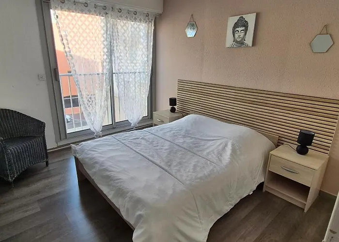 Capri Bali C51, T4 Bien Equipe, Clim, Parking Petite Vue Agde